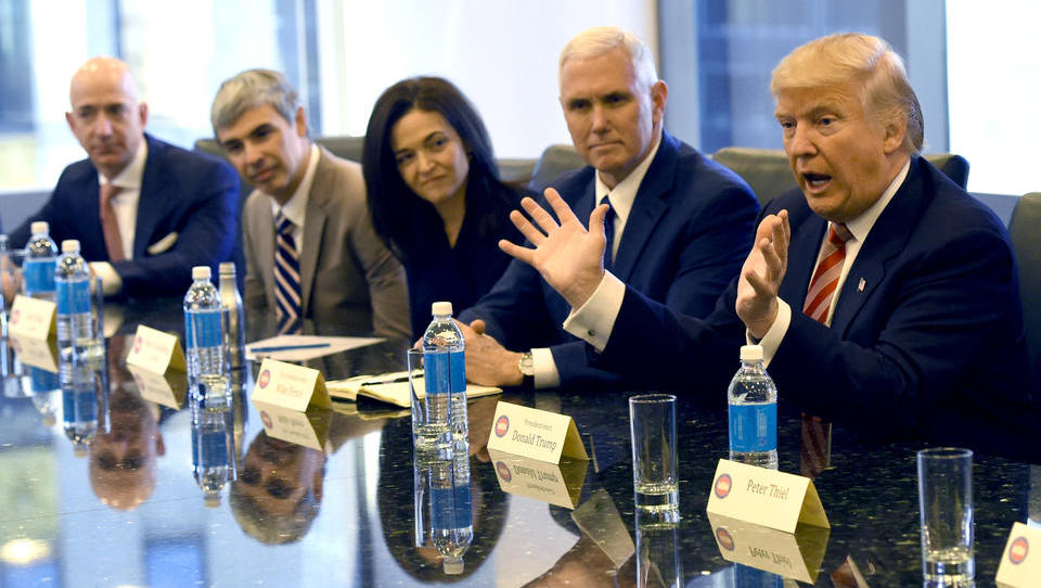 Panik im Silicon Valley: Trump leitet Ermittlungen gegen Tech-Giganten ein