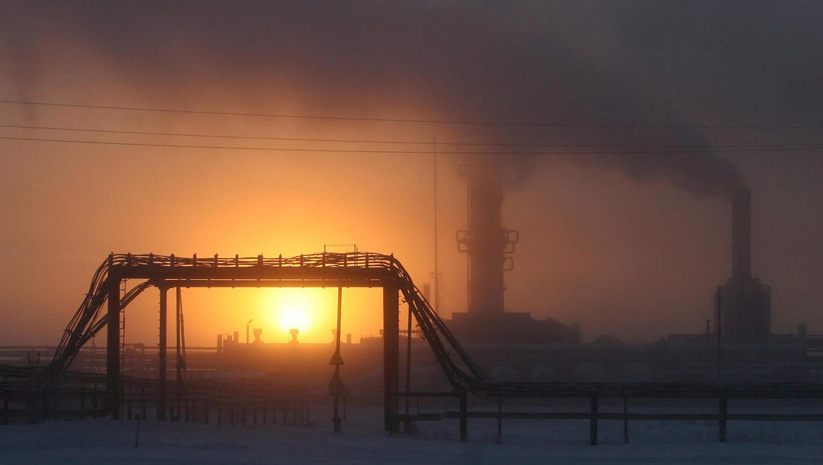 Analyst: „Krieg kommt Russlands Energiesektor teuer zu stehen“