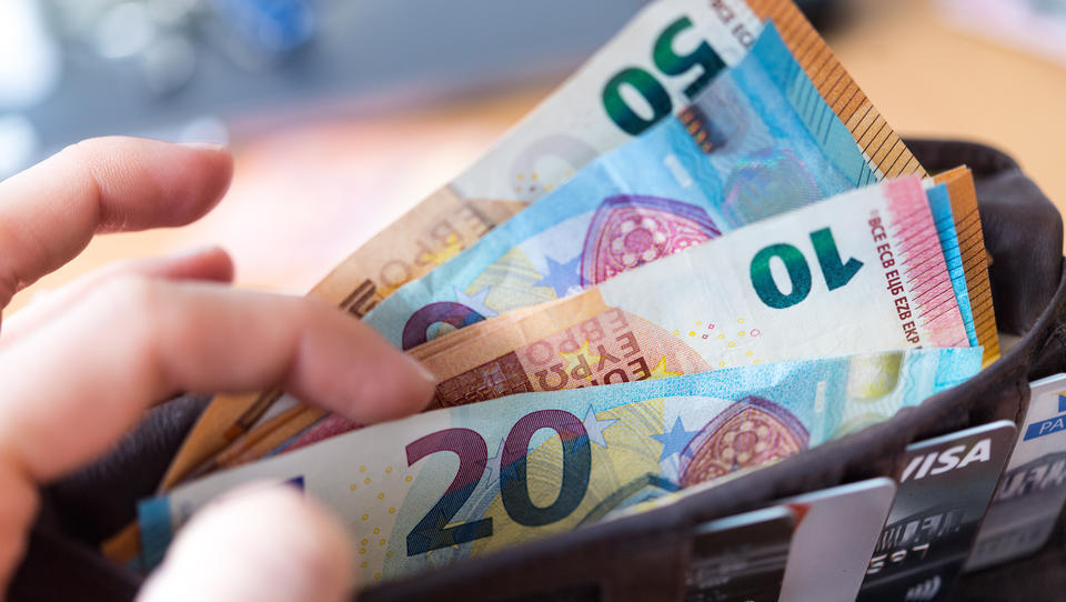Faktencheck: Von Bargeld geht keine Corona-Infektionsgefahr aus