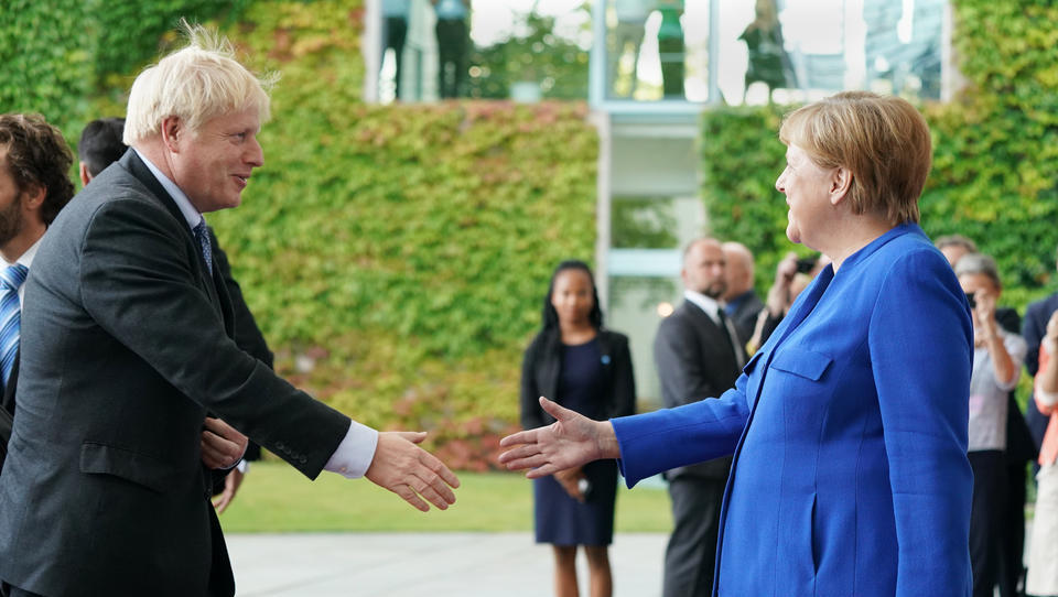 Brexit reißt 75-Milliarden-Lücke in EU-Kasse, Deutschland übernimmt