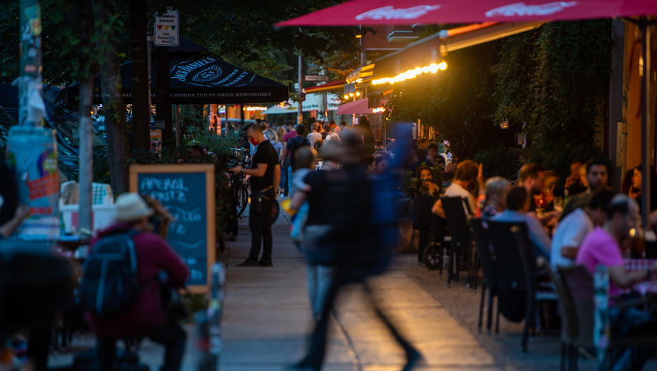 Alkohol, Parties, Fieber-Ambulanzen: Das sind die neuen Corona-Restriktionen