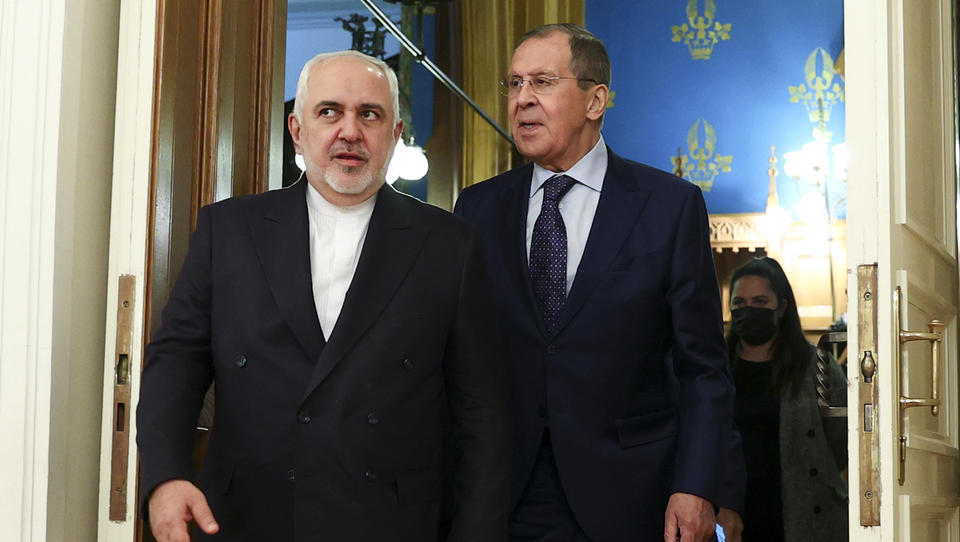 Bericht: Russland und Iran liefern Waffen an Armenien gegen Aserbaidschan