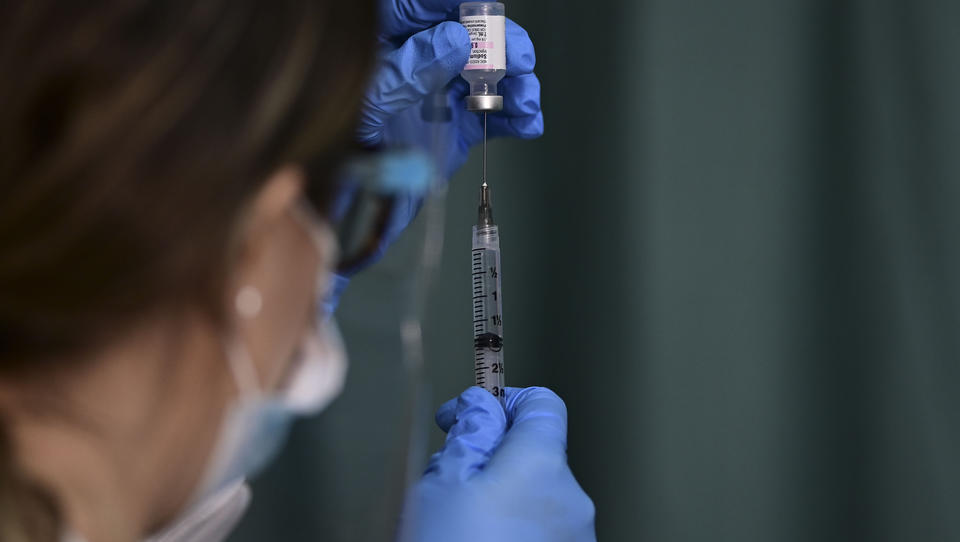Britische Experten: Herdenimmunität durch Massenimpfungen ist nicht möglich