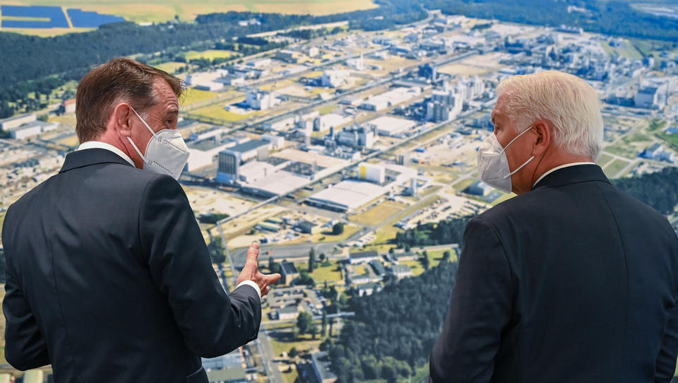 Knappe Rohstoffe: BASF setzt auf Ausbau des Batterierecycling