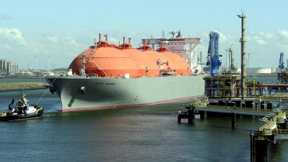 Der Ölpreis-Crash hallt auf den LNG-Märkten nach