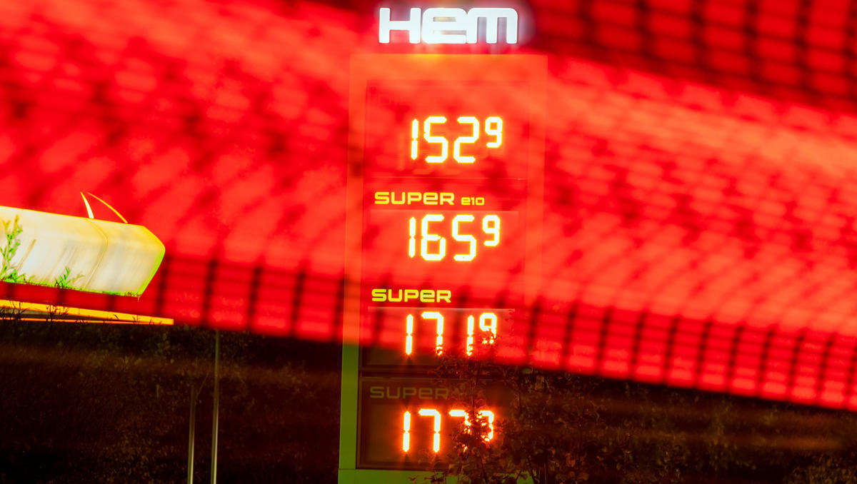 Studie: Klimaziel über CO2-Abgabe führt zu Benzinpreis von 2,50 Euro