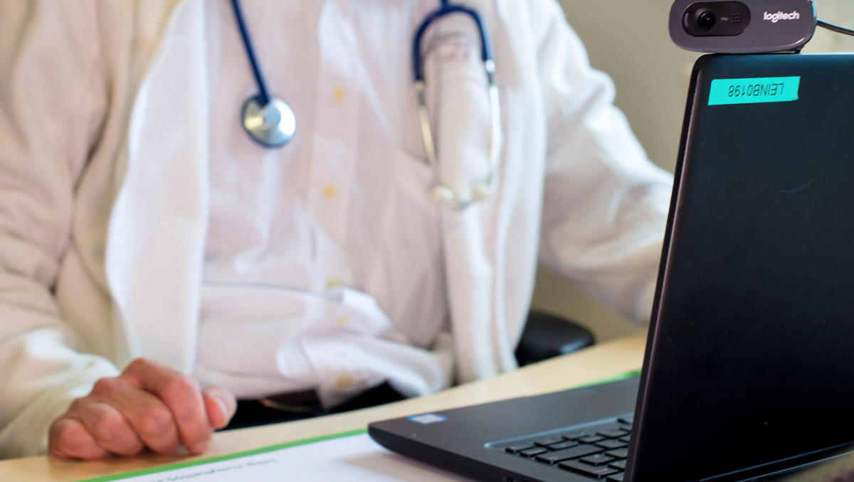 Kartell-Bildung: Agentur zockt Arztpraxen ab