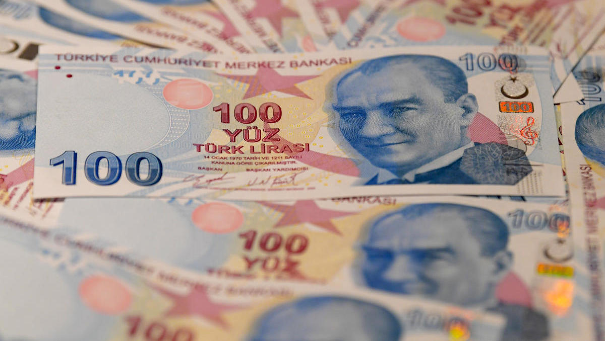 Erneut Rekordtief: Talfahrt der türkischen Lira beschleunigt sich