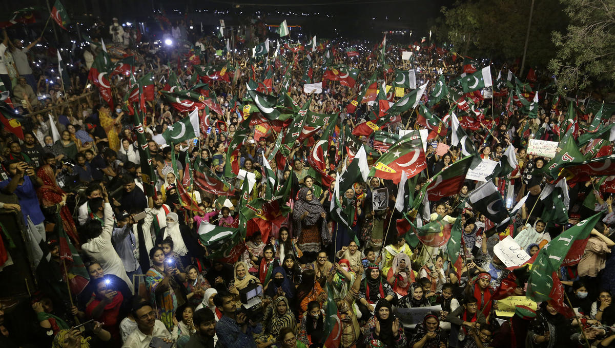 Politischer Neubeginn in Pakistan: Sharif zum Premier gewählt