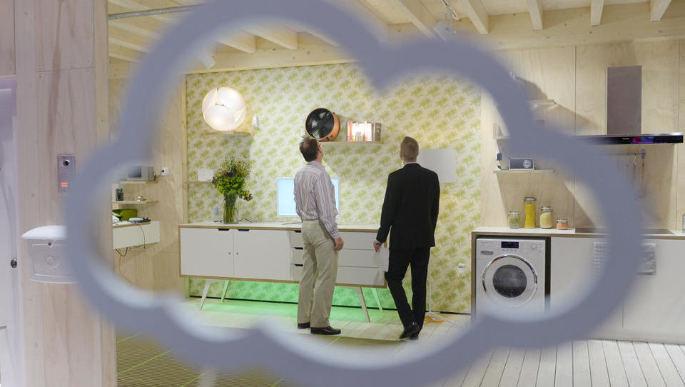 WOHNEN UND LEBEN: Lohnt sich das intelligente Zuhause?  