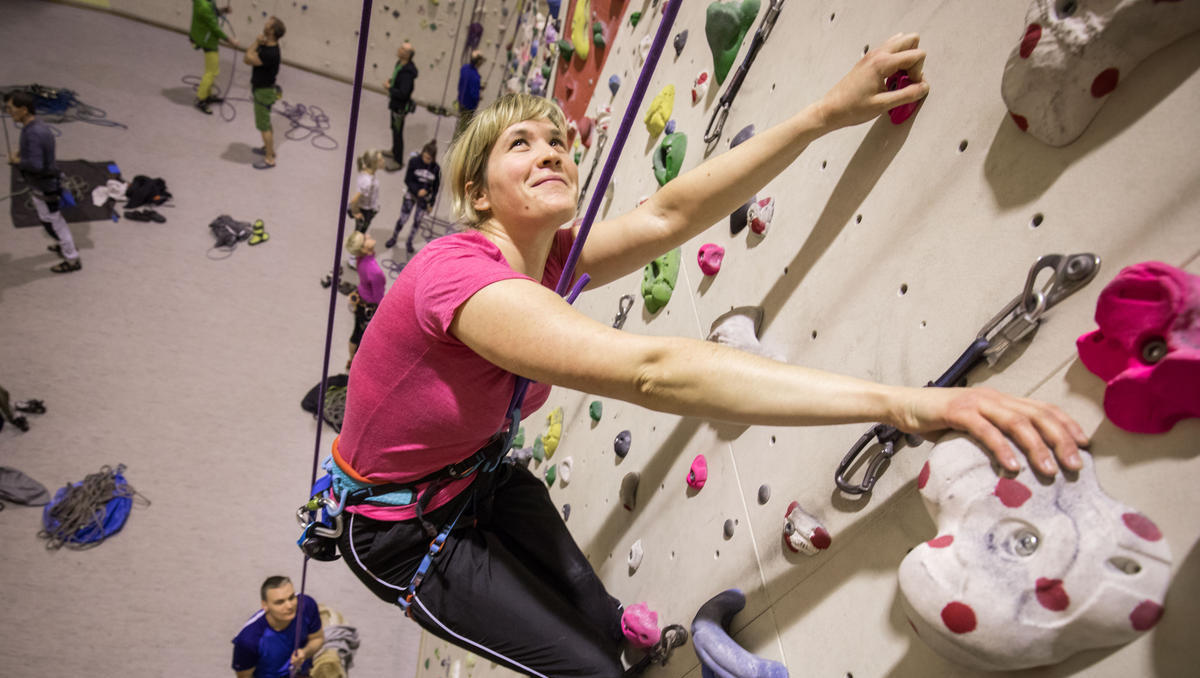 Umfrage: Frauen verzichten wegen Inflation auf Freizeit-Aktivitäten