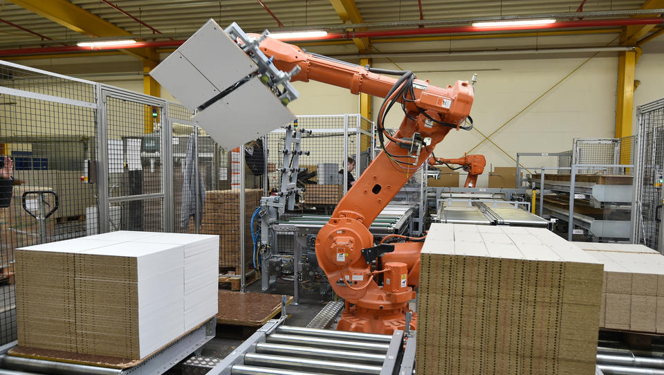 Riesennachfrage Ohne Industrie Roboter Geht In Der Produktion Gar Nichts Mehr Deutsche Wirtschafts Nachrichten De
