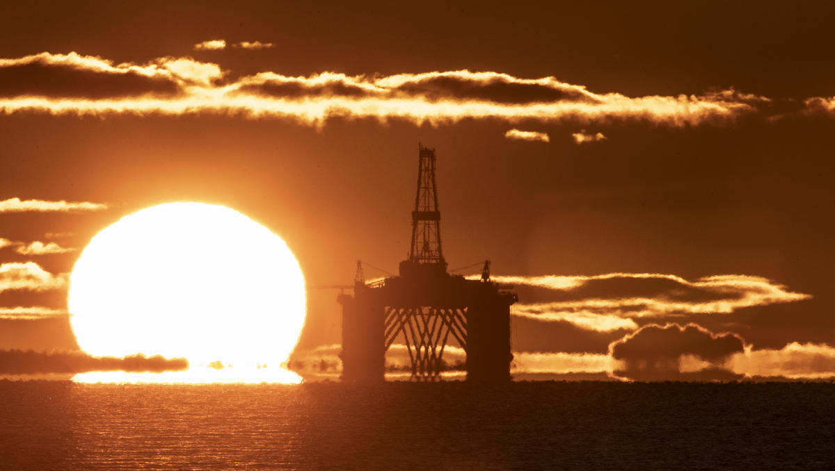 BP profitiert von Ölpreisen, doch Gaskontrakte reißen Milliardenloch