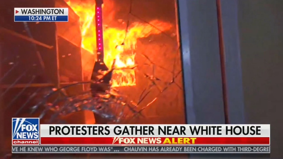 Antifa setzt historische Kirche in Washington in Brand