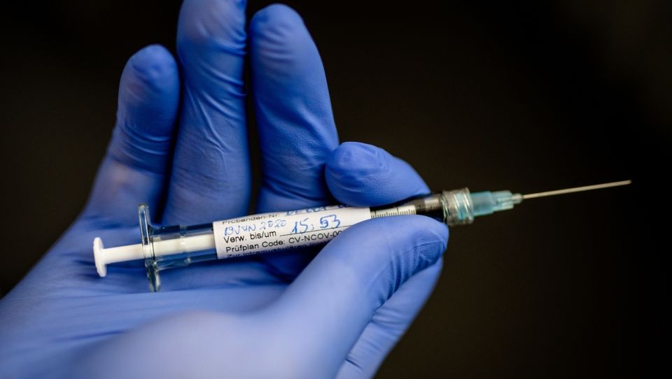 Tübinger Impfstoff-Firma CureVac sammelt bei US-Börsengang Millionen ein