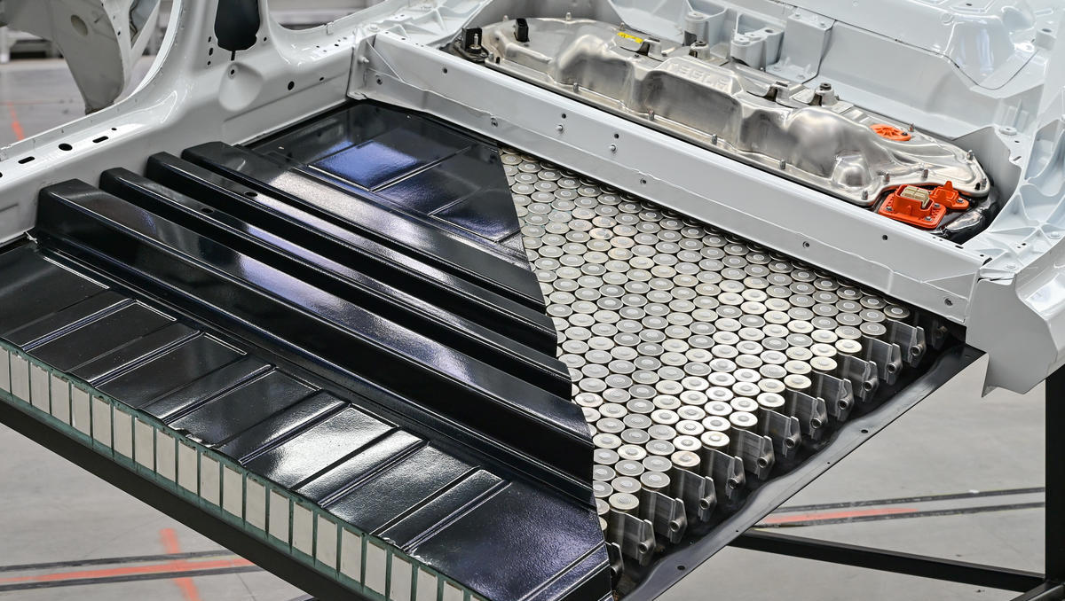 Wiederaufbereitung von E-Batterien: Deutsches Recycling-Unternehmen nimmt erste Anlage in Betrieb