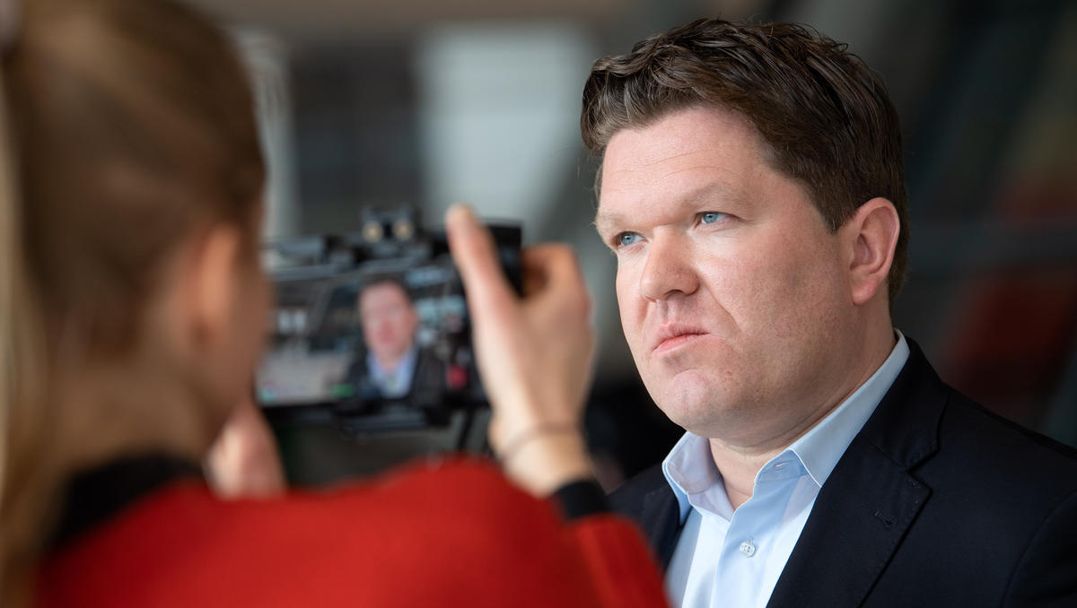 Scholz-Kritiker Post rechnet mit der SPD ab und tritt aus
