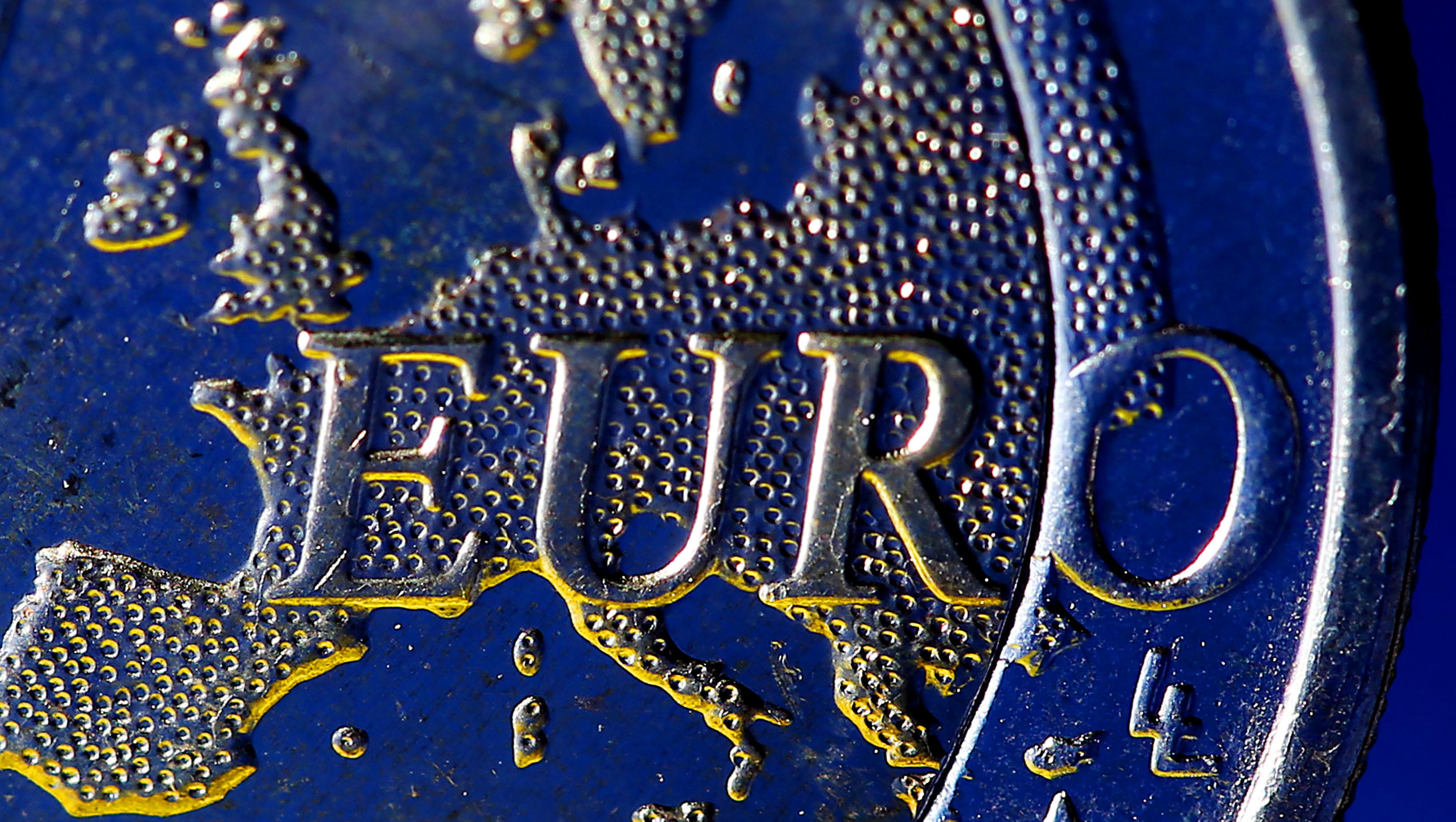 Wetten gegen den Euro steigen auf höchsten Stand seit zwei Jahren