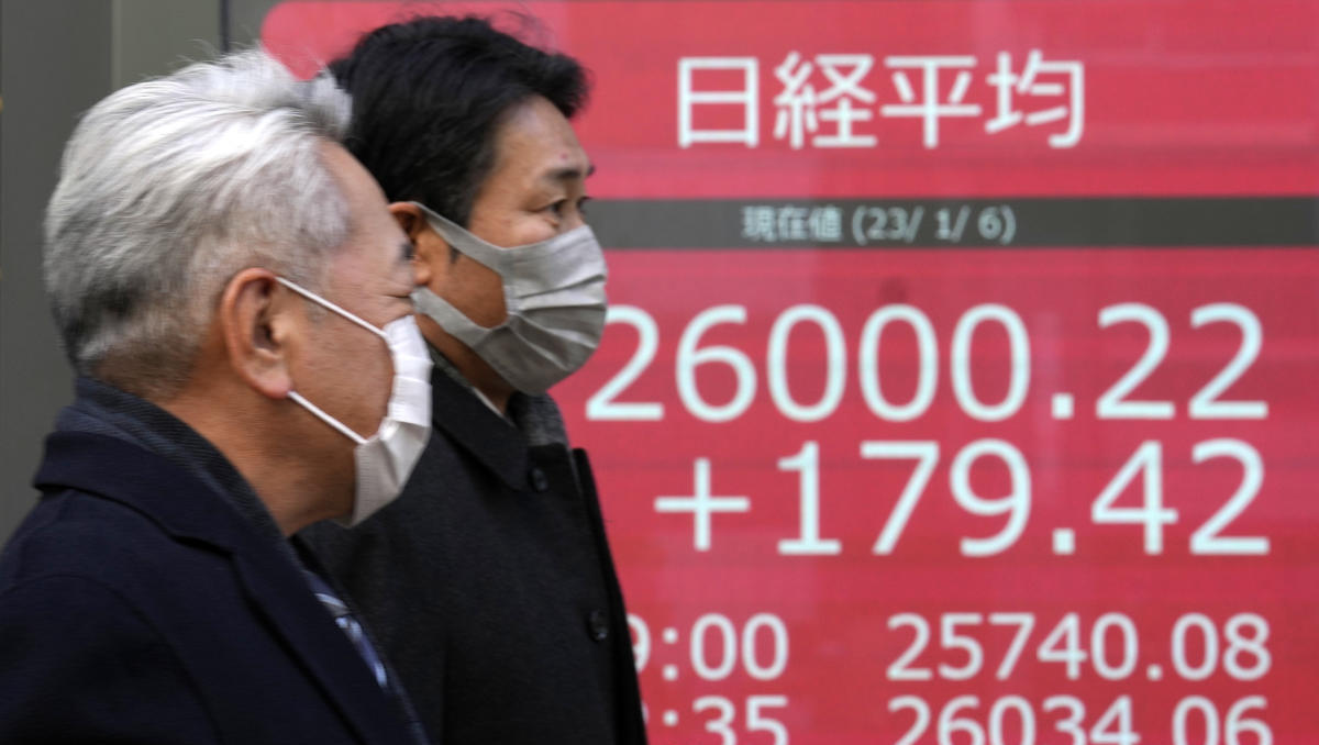 Japans Notenbank verliert Kontrolle, Rendite bricht aus