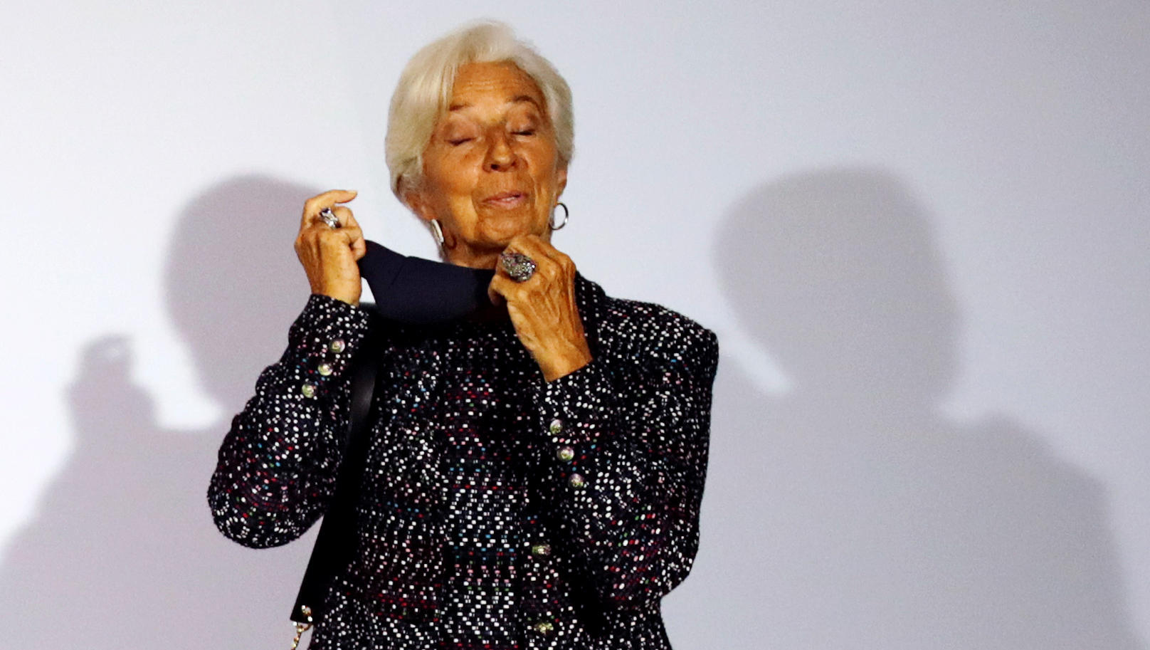 EZB versorgt Banken mit neuem Geldregen - zu negativen Zinsen