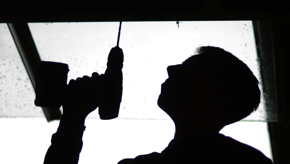 Jugendliche bleiben auf der Strecke: Zahl der Lehrstellen wegen Corona eingebrochen