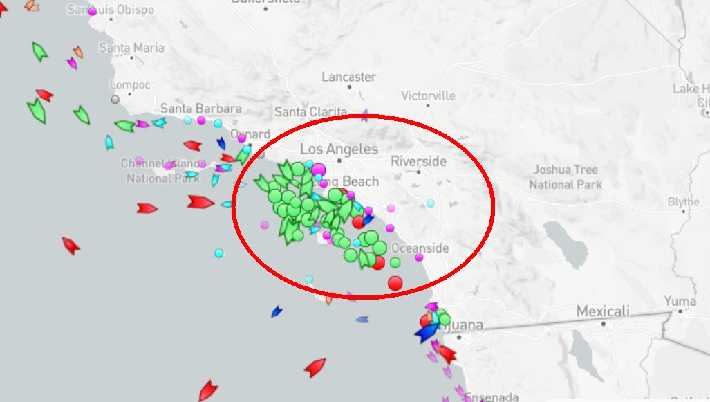 79 Containerschiffe stecken vor der Küste von Los Angeles fest 