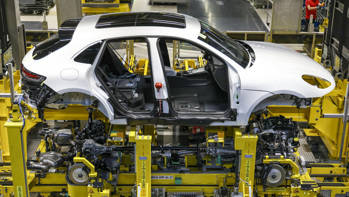 Wegen Ukraine: Produktionsausfälle bei VW, Porsche, BMW, MAN