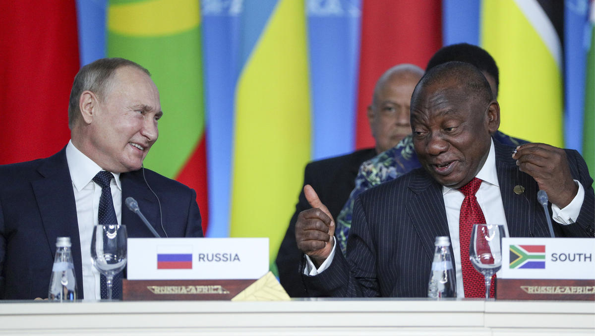 Vor Marine-Manöver mit Russland: Südafrika im diplomatischen Fokus