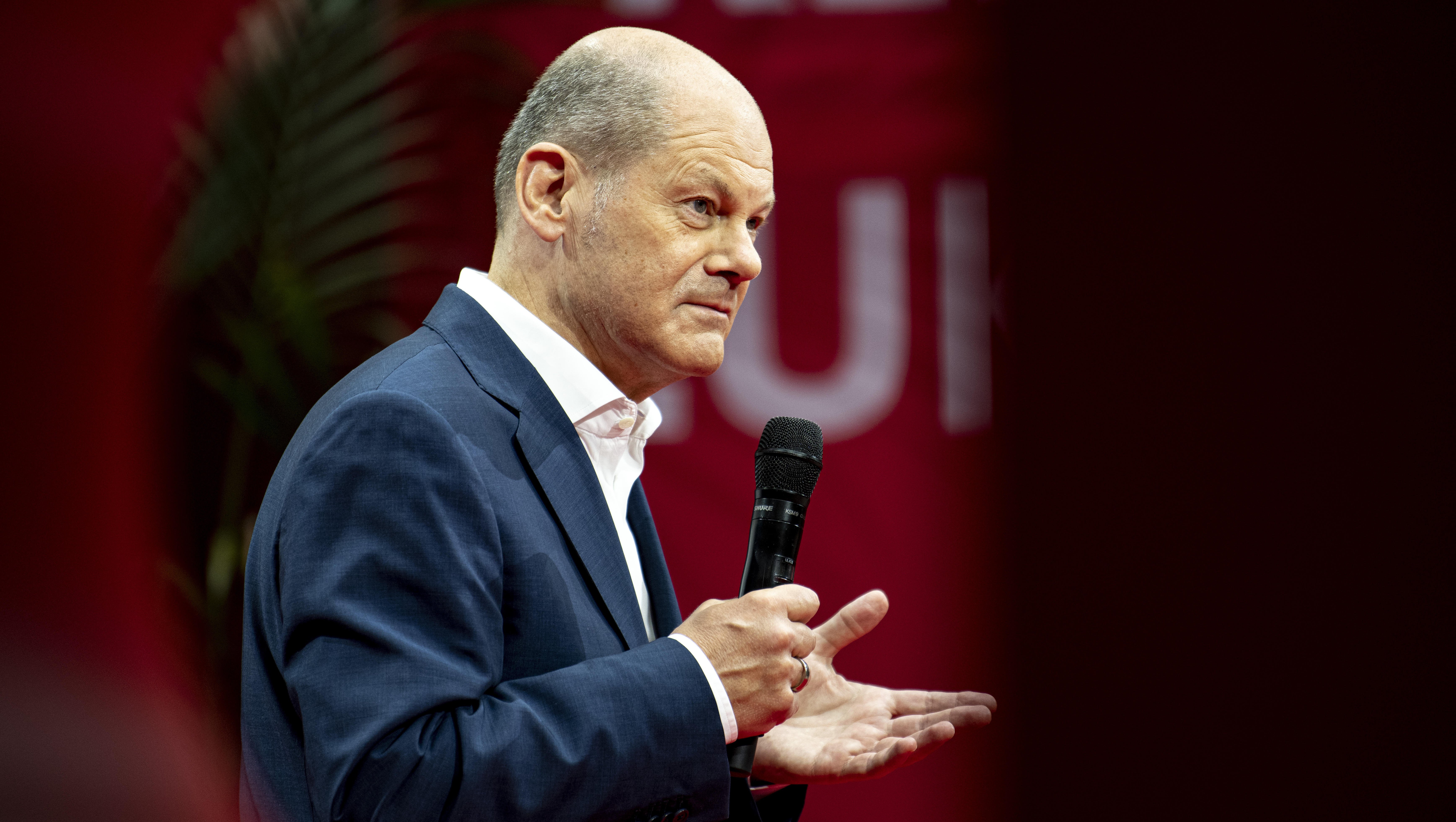 Scholz plant für nächstes Jahr 100 Milliarden Euro neue Schulden