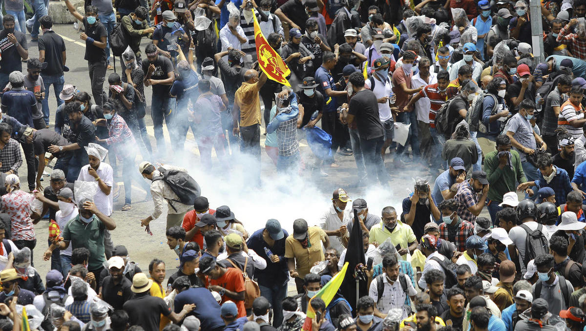 Sri Lanka: Demonstranten stürmen Residenz des Präsidenten