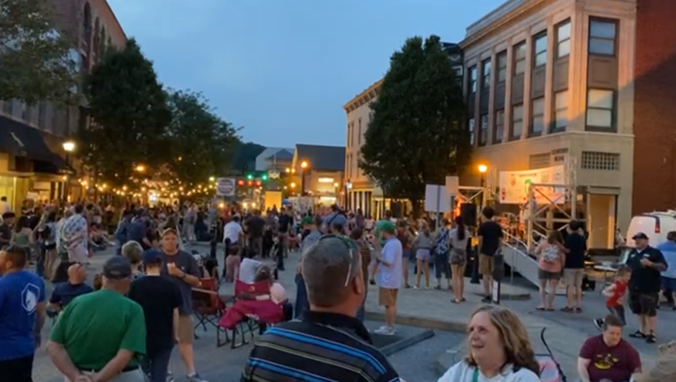 Huntington, West Virginia, USA, celebrates a happy folk festival