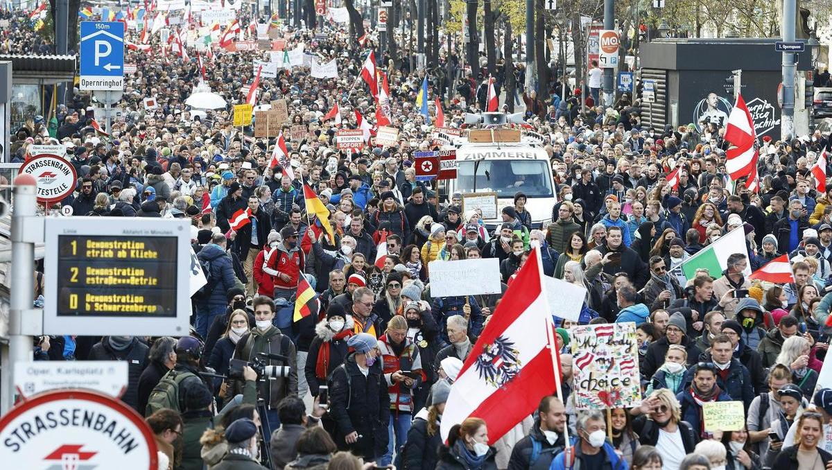 35.000 Menschen protestieren in Wien gegen Lockdown und Impfpflicht