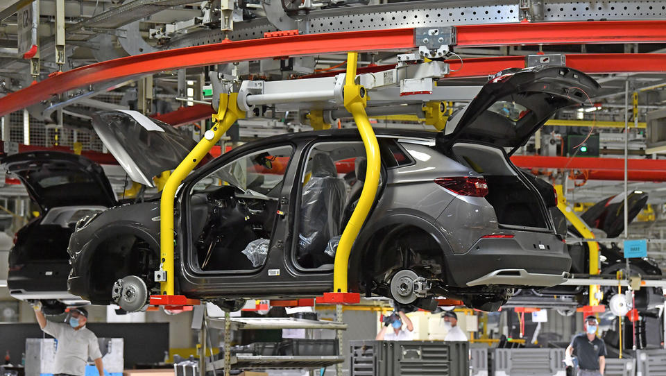 Opel-Werk in Eisenach wegen Chipmangels bis Jahresende zu