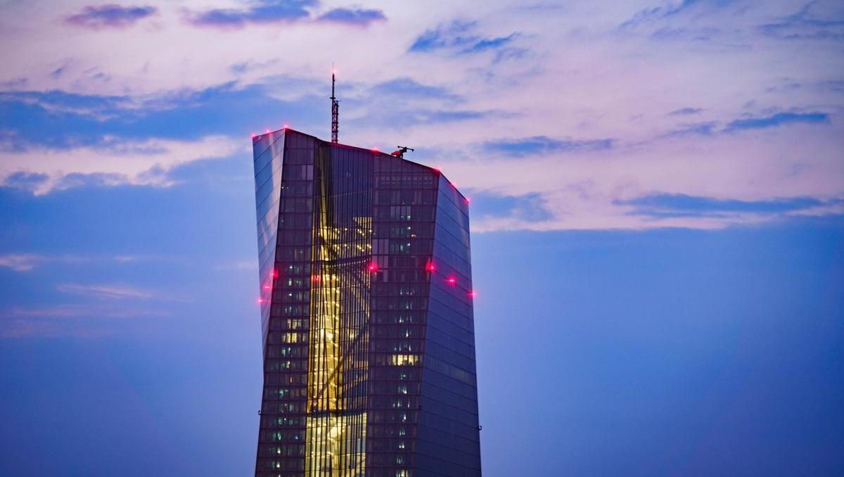 EZB leitet Zinswende ein und erntet prompt Kritik: 