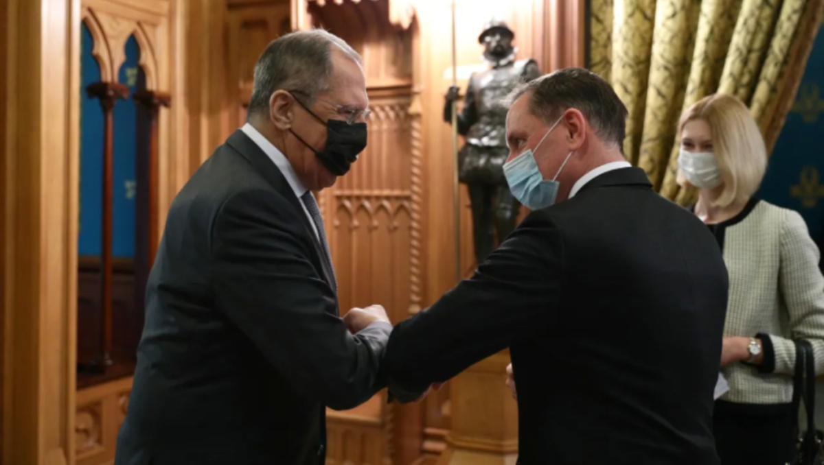 AfD bleibt bei Nein zu Sanktionen gegen Russland – Chrupalla traf 2020 Lawrow in Moskau