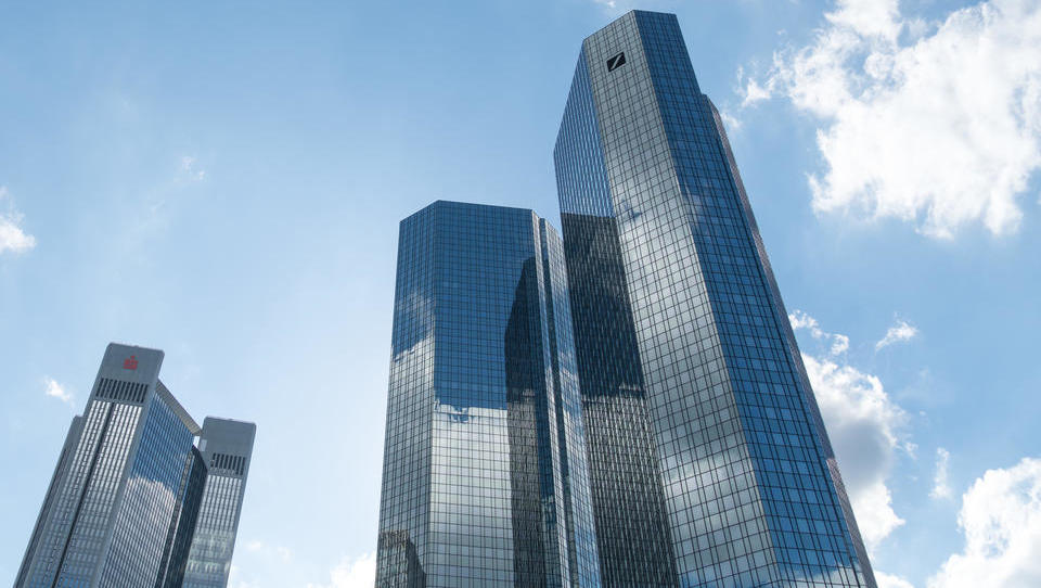 Deutsche Bank warnt vor Rezession, Börsen-Crash um 20 Prozent und „harter Landung“