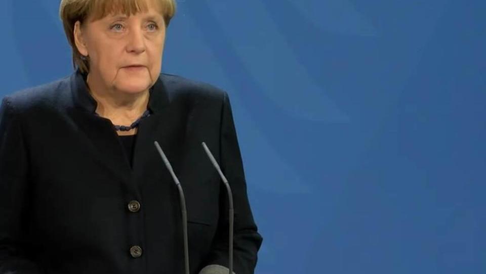 Angela Merkel: Ich bin entsetzt, erschüttert und tief traurig