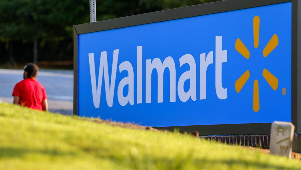 Kann Walmart auch im Internet Fuß fassen?