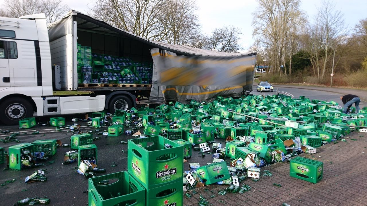 Operatives Ergebnis des Bierbrauers Heineken bricht um 80 Prozent ein