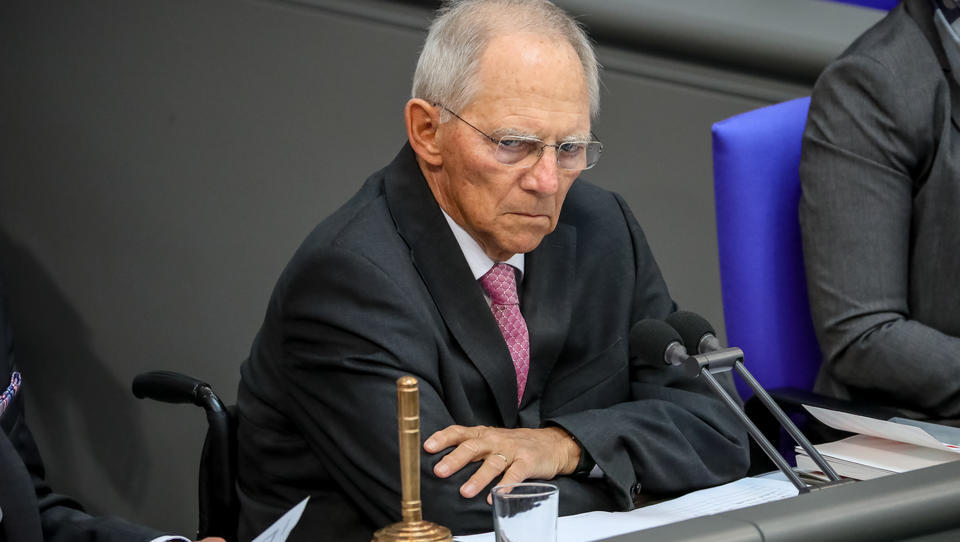 Schäuble wird unruhig: Landtagswahl-Ergebnisse kein Signal für die Bundestagswahl im Herbst