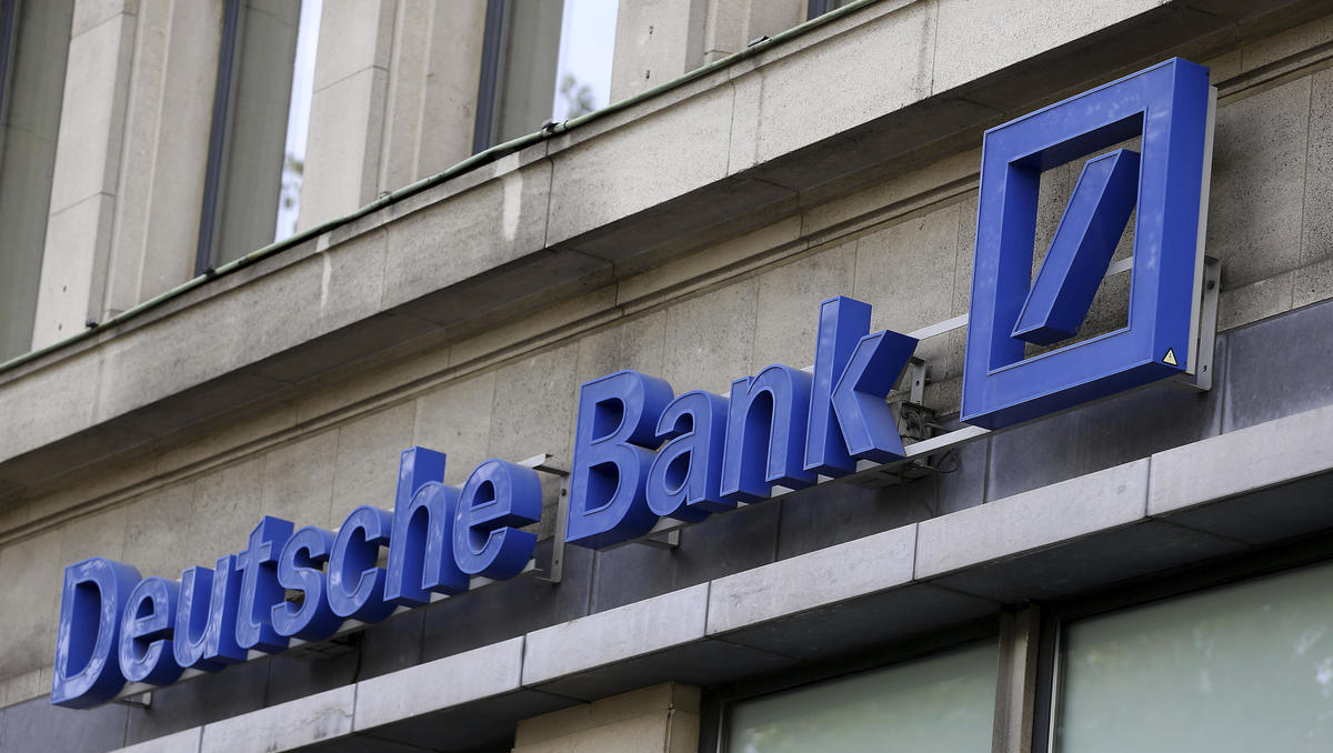 Financial Times: Trotz Sanktionen zahlen europäische Banken hohe Steuern an Russland