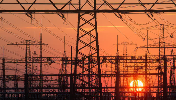 Energie-Krise in Deutschland: Immer mehr Firmen müssen die Produktion einstellen