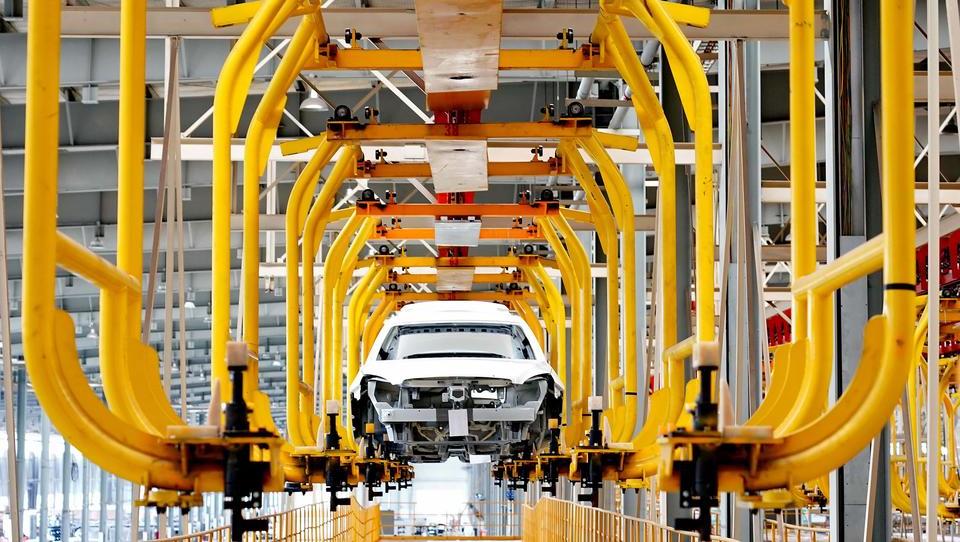 BYD-Aktie: Chinesischer Konzern plant Übernahme von Werken für E-Autos in Europa