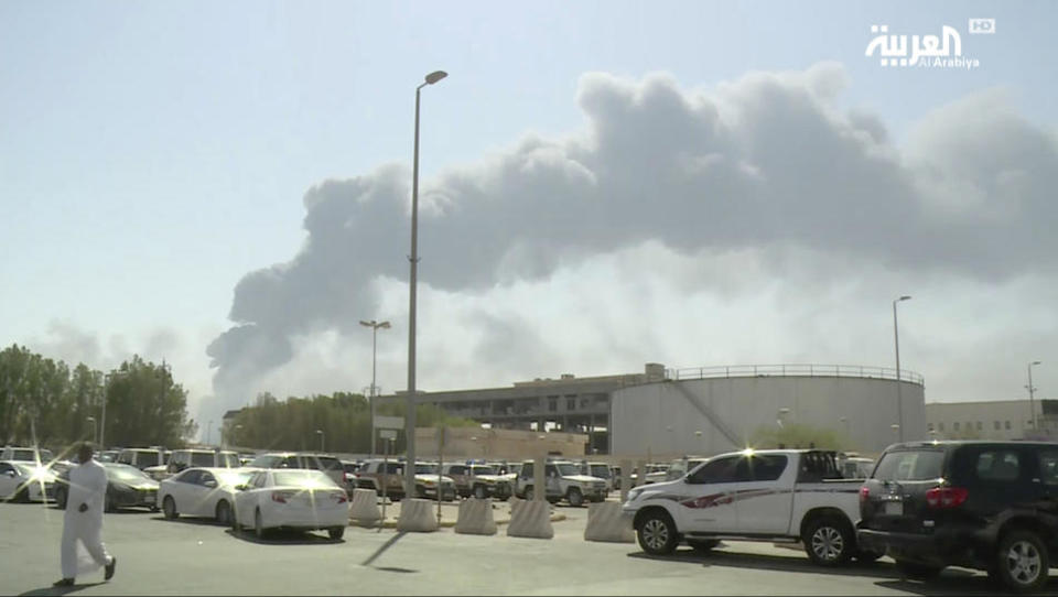 Angriff setzt größte Raffinerie Saudi-Arabiens in Brand 