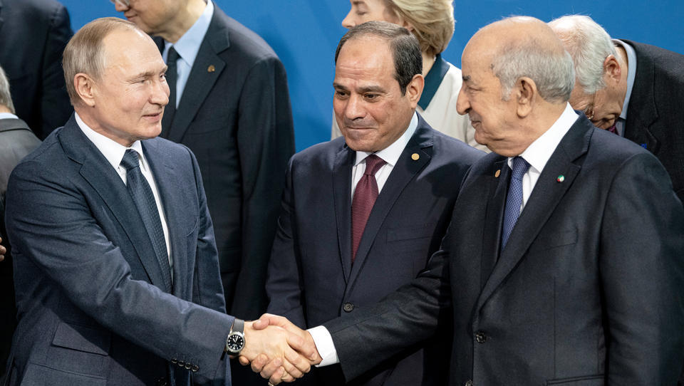 Libyen-Konflikt: Wird der Funke auf Algerien und Ägypten überspringen?