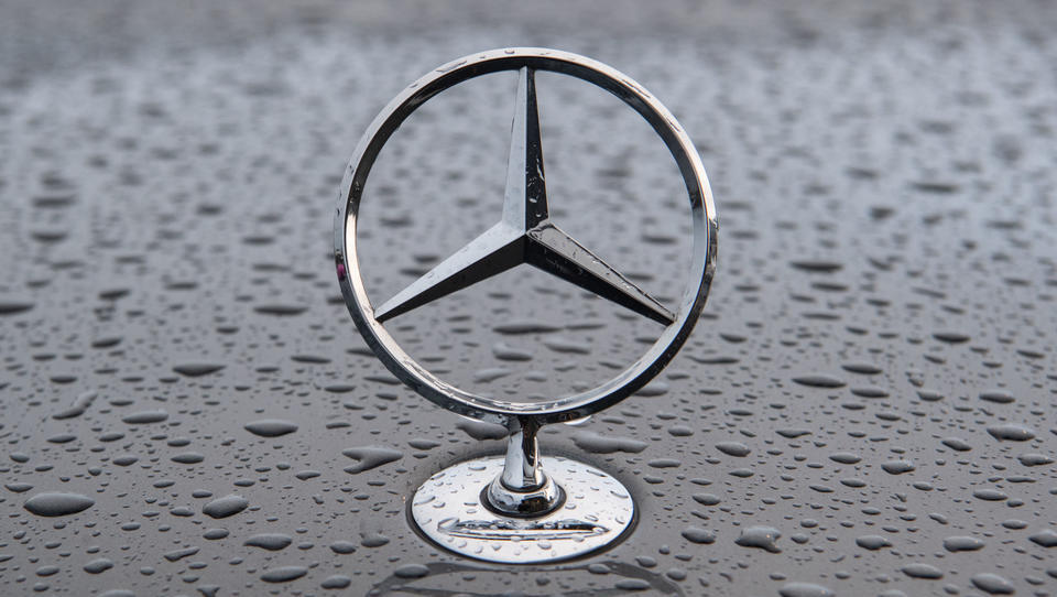 Drastischer Gewinneinbruch: Sparkurs bei Daimler zahlt sich nicht aus