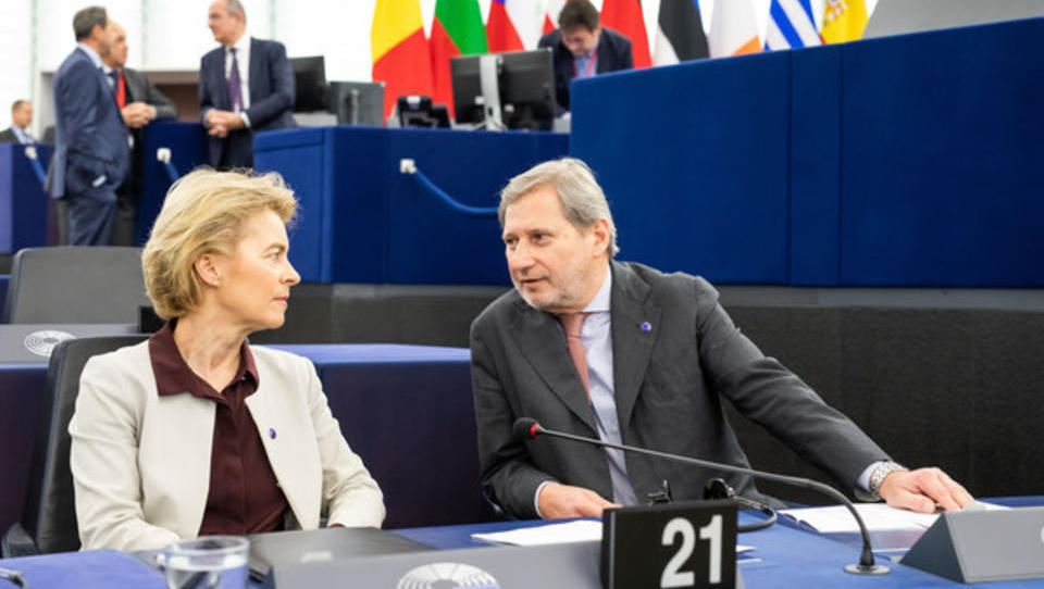 Noch Aktien im Depot? EU-Haushaltskommisar schickt Stabschef zu Lobby-Treffen