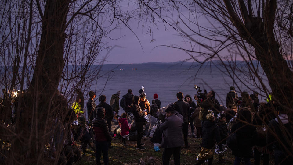 Griechische Polizei: Migranten-Organisationen spionieren gezielt Küstenwache aus, um Schleusern zu helfen