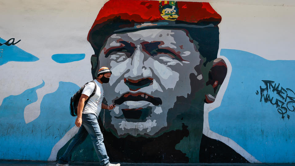 Verwirrung um angebliche Söldner-Invasionen: Venezuela fängt erneut Attacke ab, präsentiert US-Gefangene