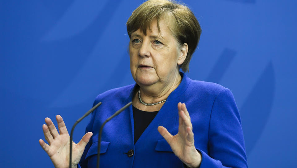 Merkel zur Corona-Krise: „Wir sind noch lange nicht über den Berg“